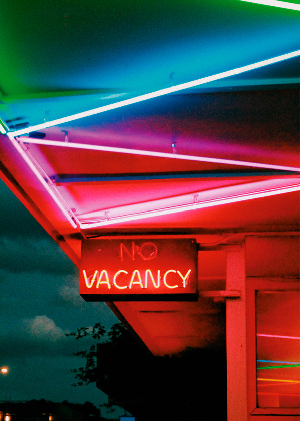 No Vacancy - Tall - Samantha Hearn