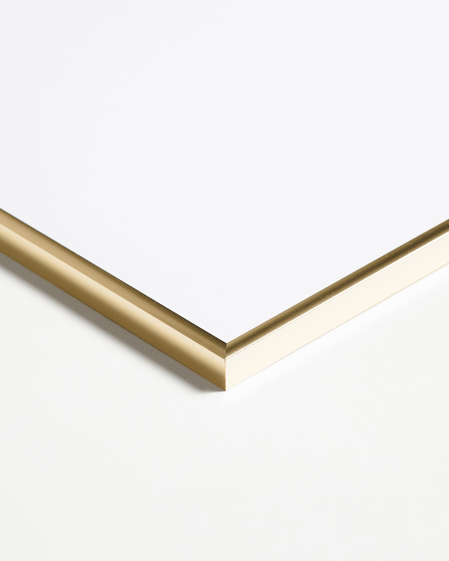 Gold frame 50x70cm