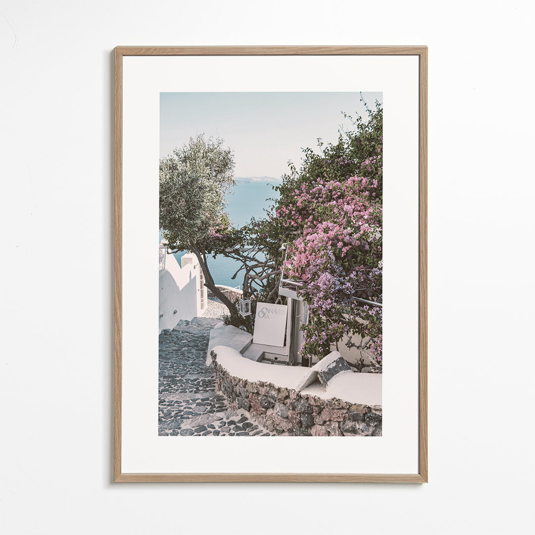 Santorini alley